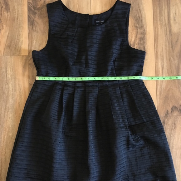Max and Cleo Black dress with pockets - Picture 4 of 5
